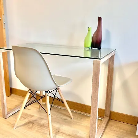 Casa Ferreiros. Parking Y Wifi Incluidos! * Gijón