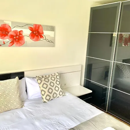 Lejlighed Casa Ferreiros. Parking Y Wifi Incluidos! Gijón