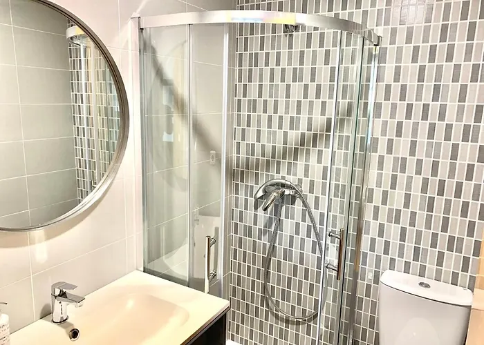 Apartman Casa Ferreiros. Parking Y Wifi Incluidos! Gijón