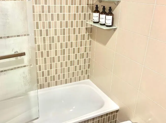 Apartman Casa Ferreiros. Parking Y Wifi Incluidos! Gijón